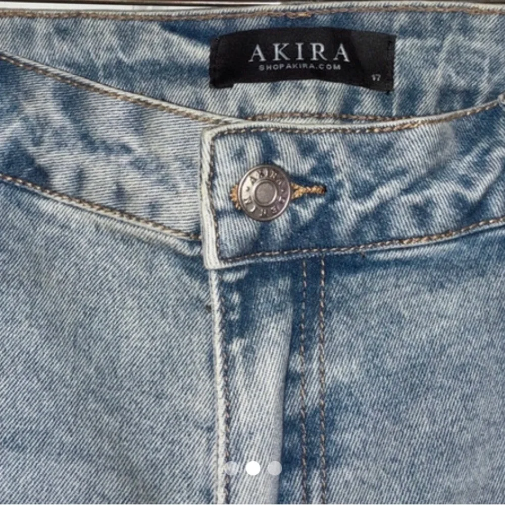 AKIRA Light wash blue Jeans with Crystal Flower Appliqués